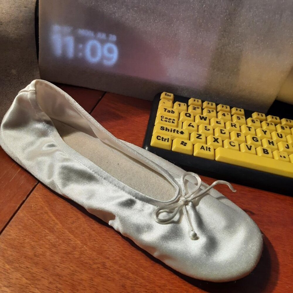 Bctex White Satin Ballet Slippers Wedding Ballet Shoes Full Soles Sz US 11-12